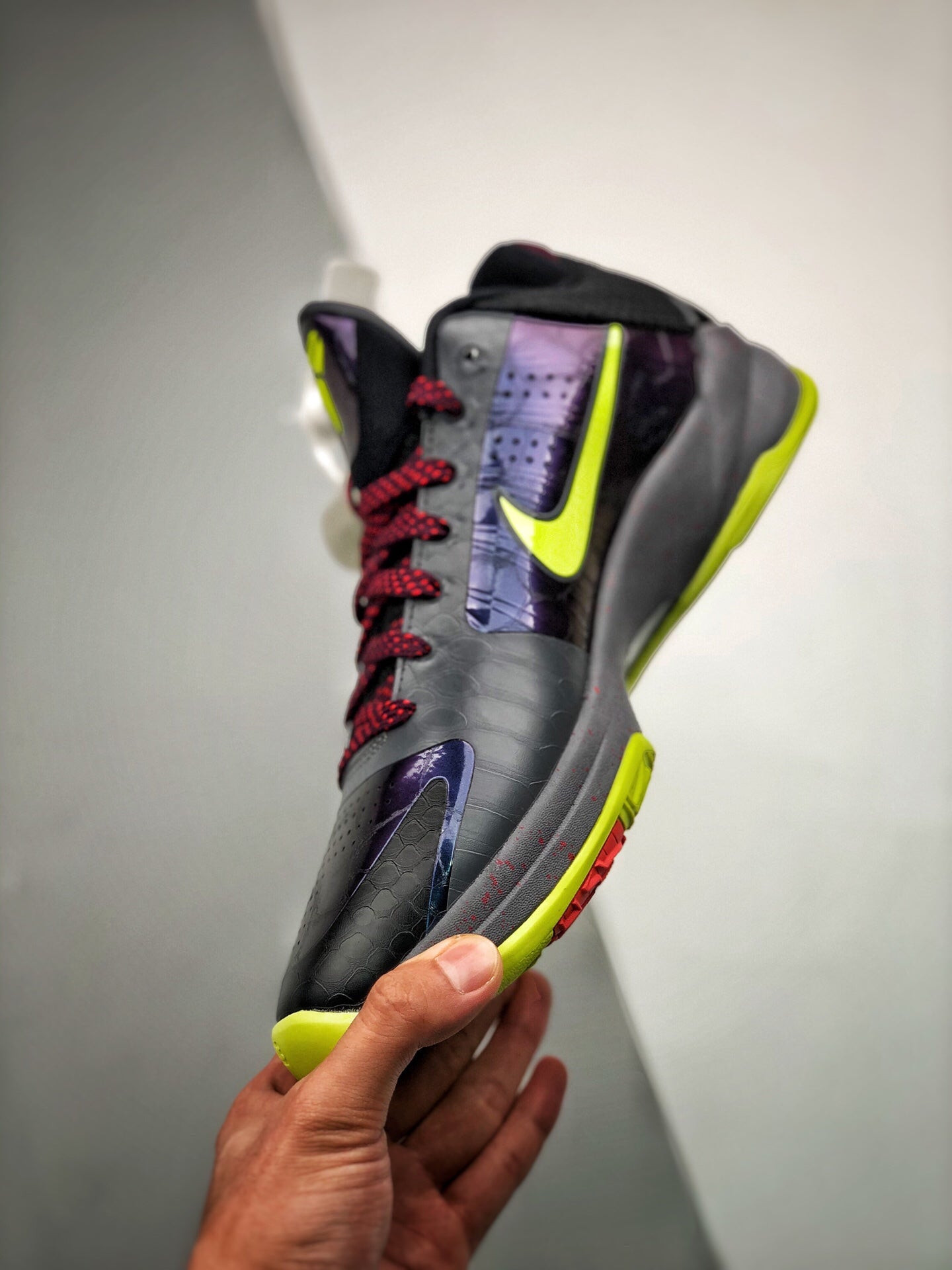 MAX Batch-kobe5 protro "2K Gamer"