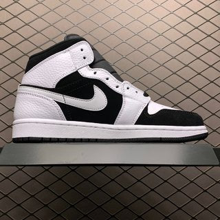 DT Batzh- Air Jordan Mid "Panda"