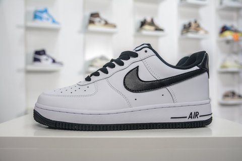 Nike Air Force 1 Low