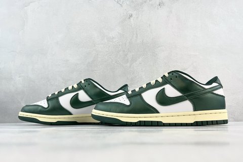 G Batch-Nike Dunk Low “Vintage Green”