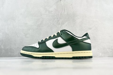 G Batch-Nike Dunk Low “Vintage Green”