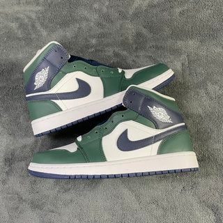 DT Batzh-  Air Jordan 1 Mid