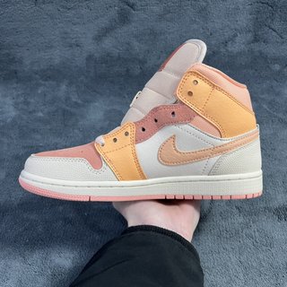 DT Batzh-  Air Jordan 1 Mid