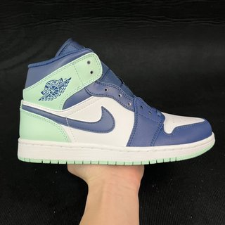 DT Batzh-  Air Jordan 1 Mid