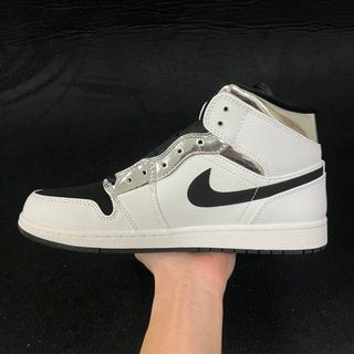 DT Batzh-  Air Jordan 1 Mid