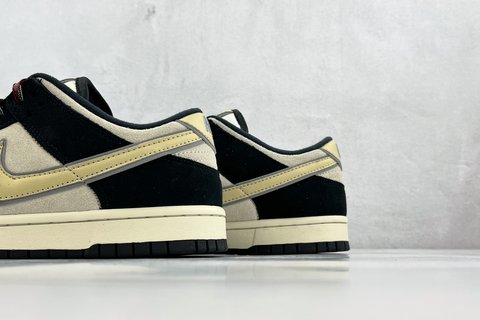 G Batch-Nike Dunk Low "Black Suede"