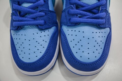 AY Batch-Nike Dunk SB Low Blue Raspberry