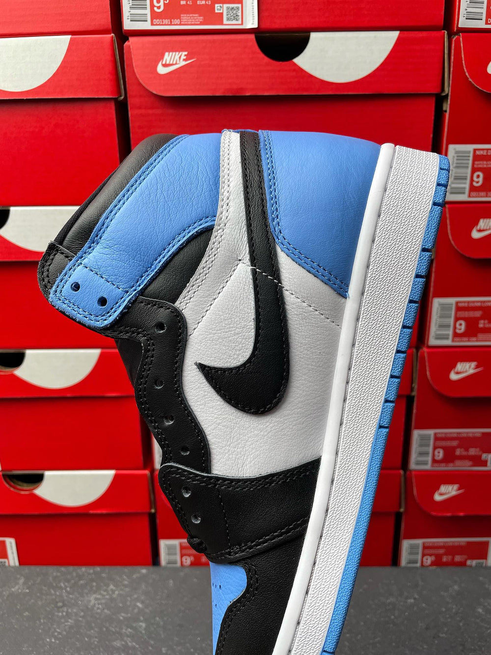 LJR Batch-Air Jordan 1 Retro High OG “University Blue”