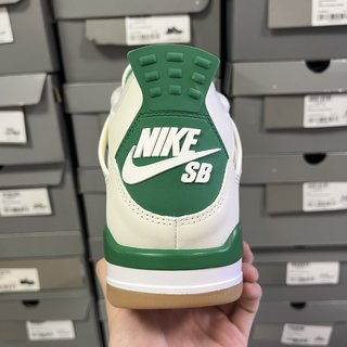 GX Batch-Air Jordan 4 "Pine Green"