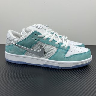 S2 Batch-APRIL SKATEBOARDS x NK SB Dunk Low