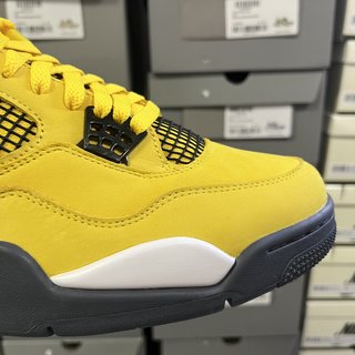 GX Batch-Air Jordan 4 Retro "Tour Yellow"