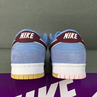 AY Batch-NK Dunk SB Low PRM "Phillies"