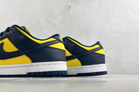 G Batch-Nike Dunk Low Retro "yarsity Maize"