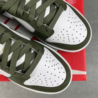 G Batch-Nike Dunk Low "Medium Olive"