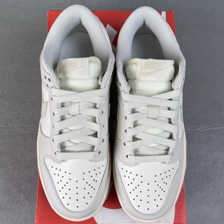 G Batch-Nike Dunk Low light bone