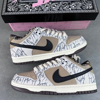 AY Batch-TS x Nike dunk sb