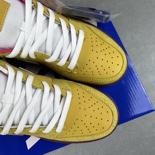 S2 Batch-Concepts x NK SB Dunk Low "White Lobster"