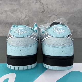 AY Batch-Tagzfootwear X Dunk SB Low