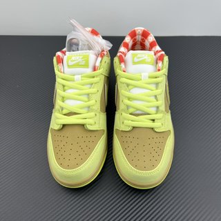 AY Batch-Concepts x NK SB Dunk Low "Green Lobster"