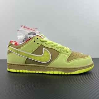 AY Batch-Concepts x NK SB Dunk Low "Green Lobster"