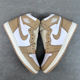 KZ Batch-Air Jordan 1 High OG “Praline”