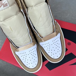 KZ Batch-Air Jordan 1 High OG “Praline”