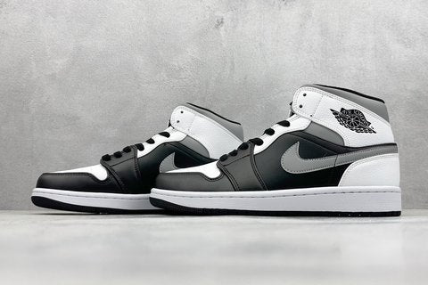 DT Batzh-  Air Jordan 1 Mid