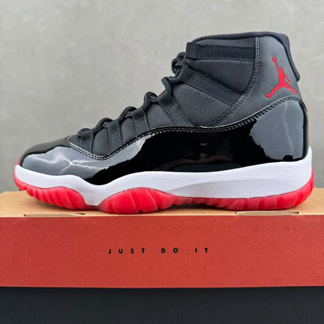 WM Batch-Air Jordan 11 “Bred”