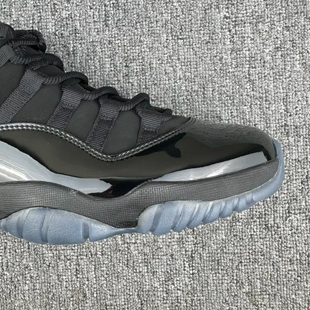 WM Batch-Air Jordan 11 “Cap and Gown”