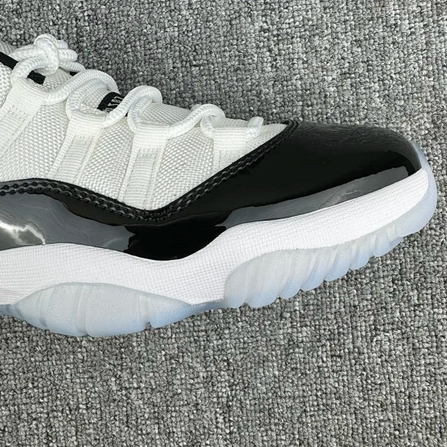 WM Batch-Air Jordan 11 “Concord”