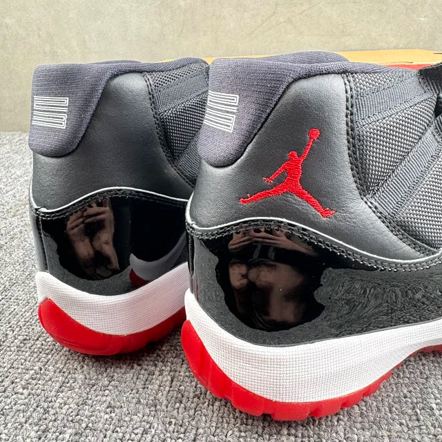 WM Batch-Air Jordan 11 “Bred”